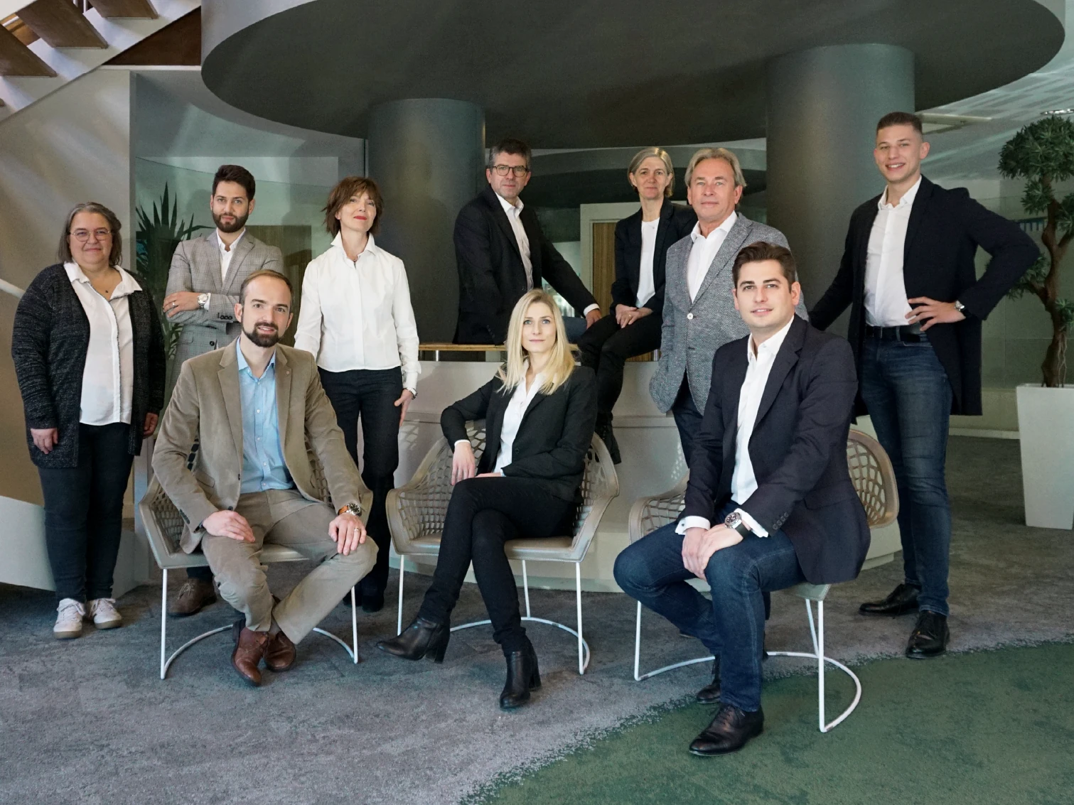 Photographie de groupe de l’équipe GIPA réalisée par Allison